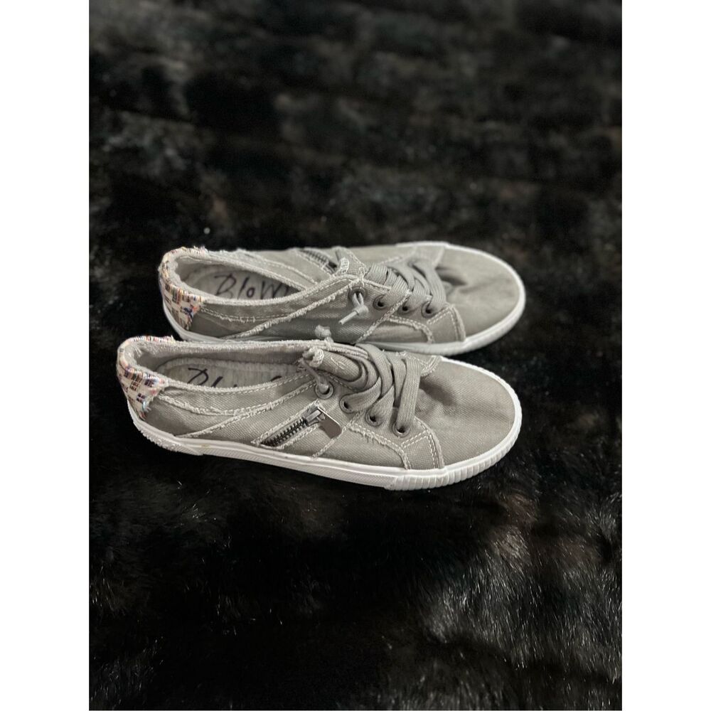 Blowfish Malibu Women's Fruit Sneaker 7 athletic shoes